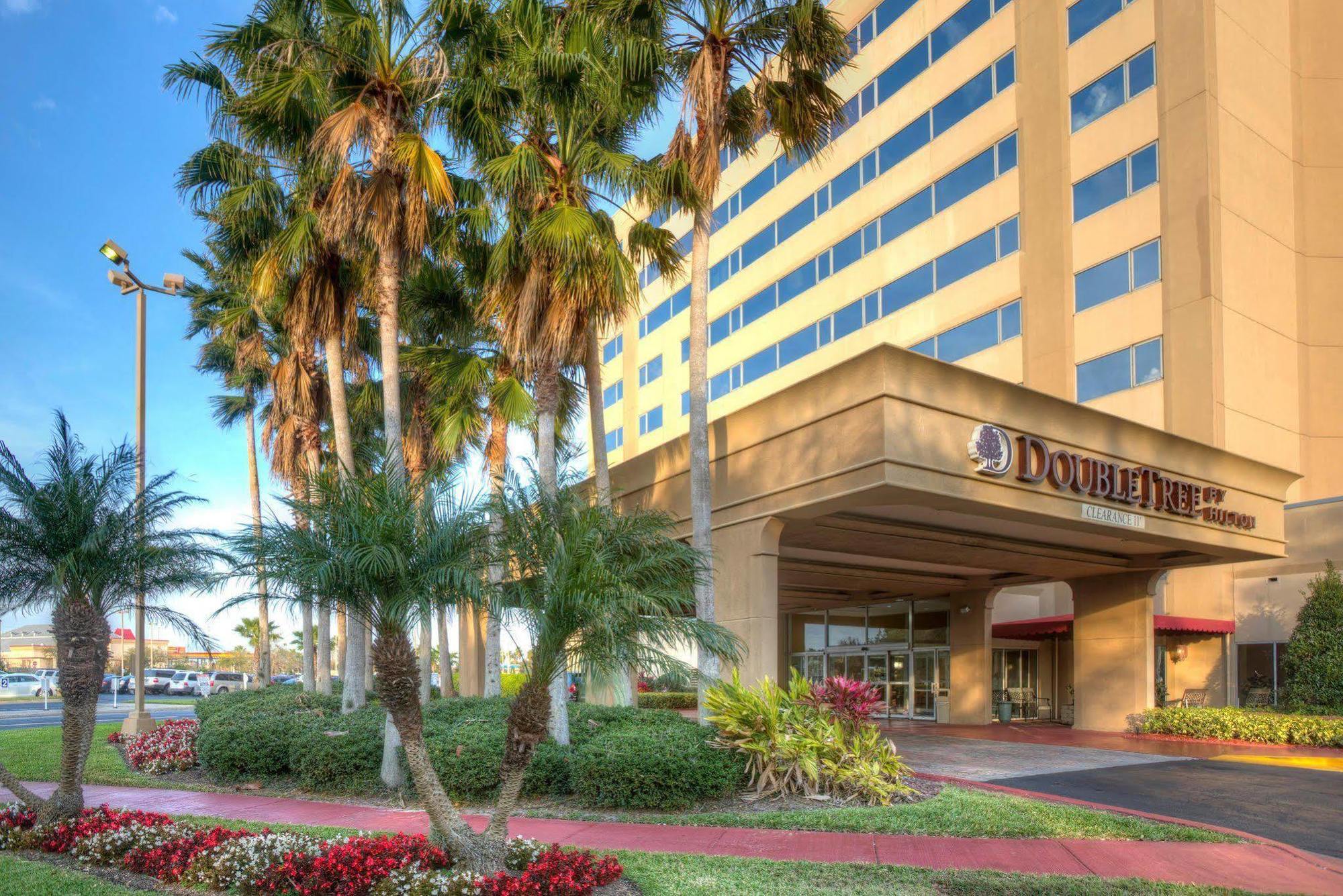 Doubletree By Hilton Orlando Airport Hotel Exterior foto